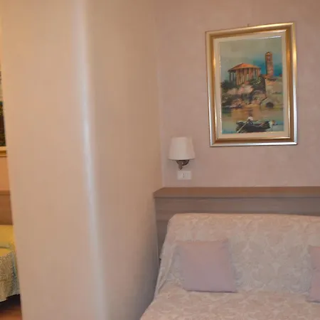 바이 롬 3* 로마