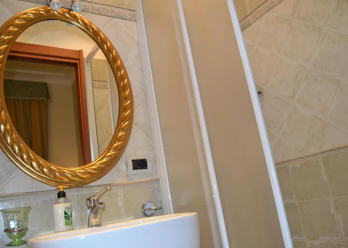 바이 롬 게스트하우스 3*