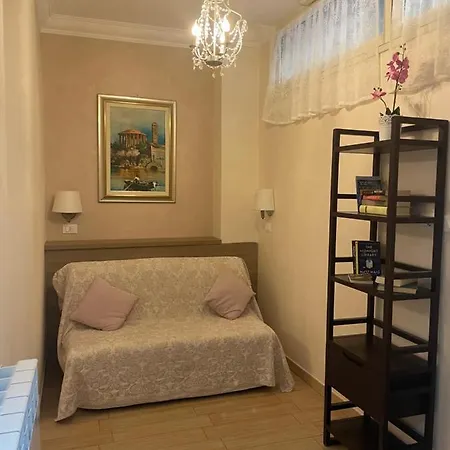 再见罗马旅馆 招待所